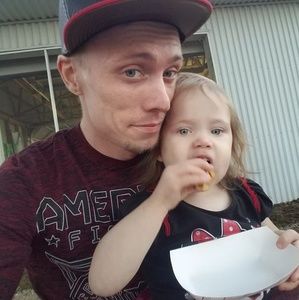 Meet your Posher, Gabe